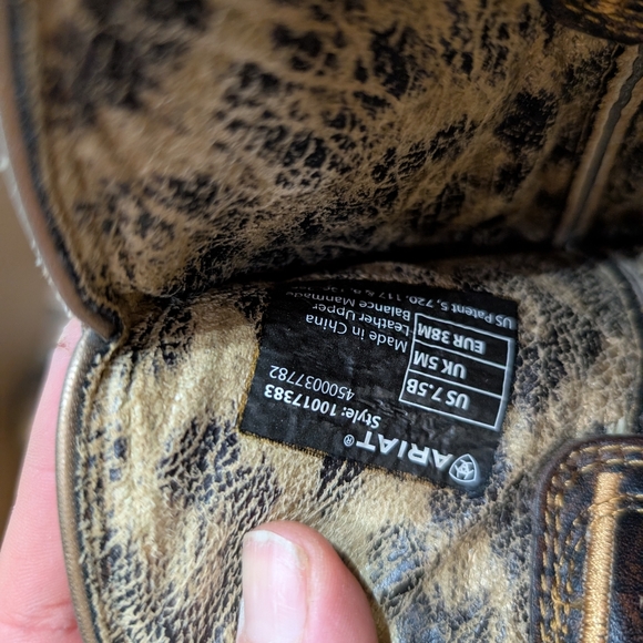 Ariat cowboy boots - Picture 5 of 5